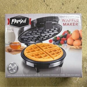 Parini Black Waffle Maker